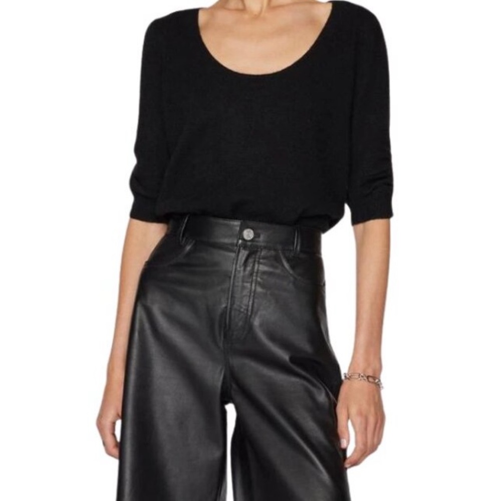 Frame Black Scoop Neck cashmere sweater